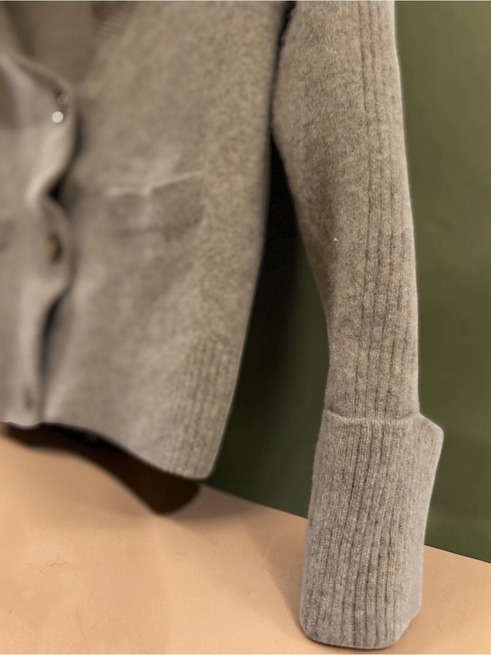 Elle Tahari Cashmere Cropped Cardigan XS Ribbed Cottagecore - Picture 3 of 5